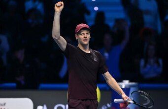 Sinner ancora re dei “Maestri”, Alcaraz ko. Meloni “Orgogliosi di te”