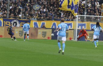 Il Parma rallenta la rincorsa del Napoli, al Tardini finisce 1-1