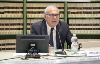 Farmaceutica, Vella “Innovazione cruciale ma le persone devono restare al centro”