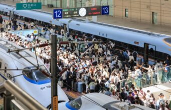 Cina, record di viaggi ferroviari nei primi cinque mesi del 2026