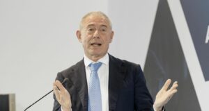 Urso “Una social card per la benzina? Allo studio misure selettive”