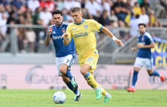 Primo ko per il Como, steso 2-0 dal Frosinone con Calò e Kvernadze