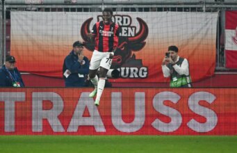 Show Cisse in Europa League, il Milan travolge il Salisburgo 4-0